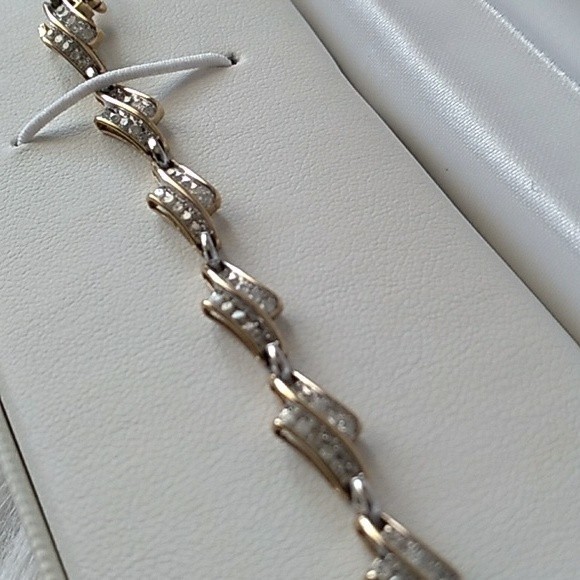 VINTAGE 10K Gold Diamonds Bracelet Tennis Bracelet Stamped JAFA - Picture 8 of 13